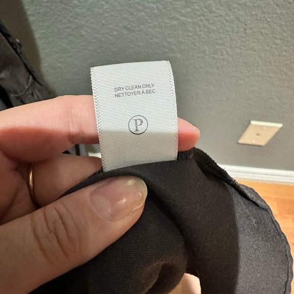 Brochu Walker Havana dress. Tiered dress. Fall dress. - Picture 13 of 14